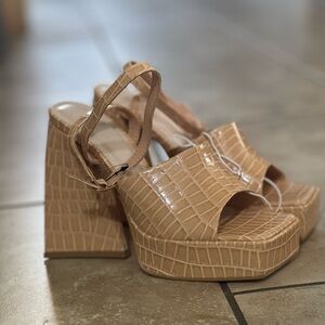 Elegant Tan Platform Heels